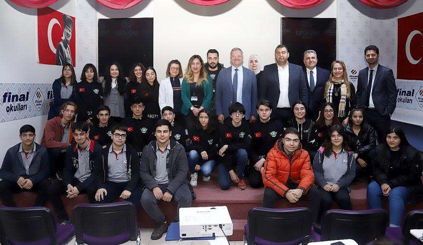 R3D3 Robot Takımı, Amerika Öncesi İngilizce Eğitim Aldı