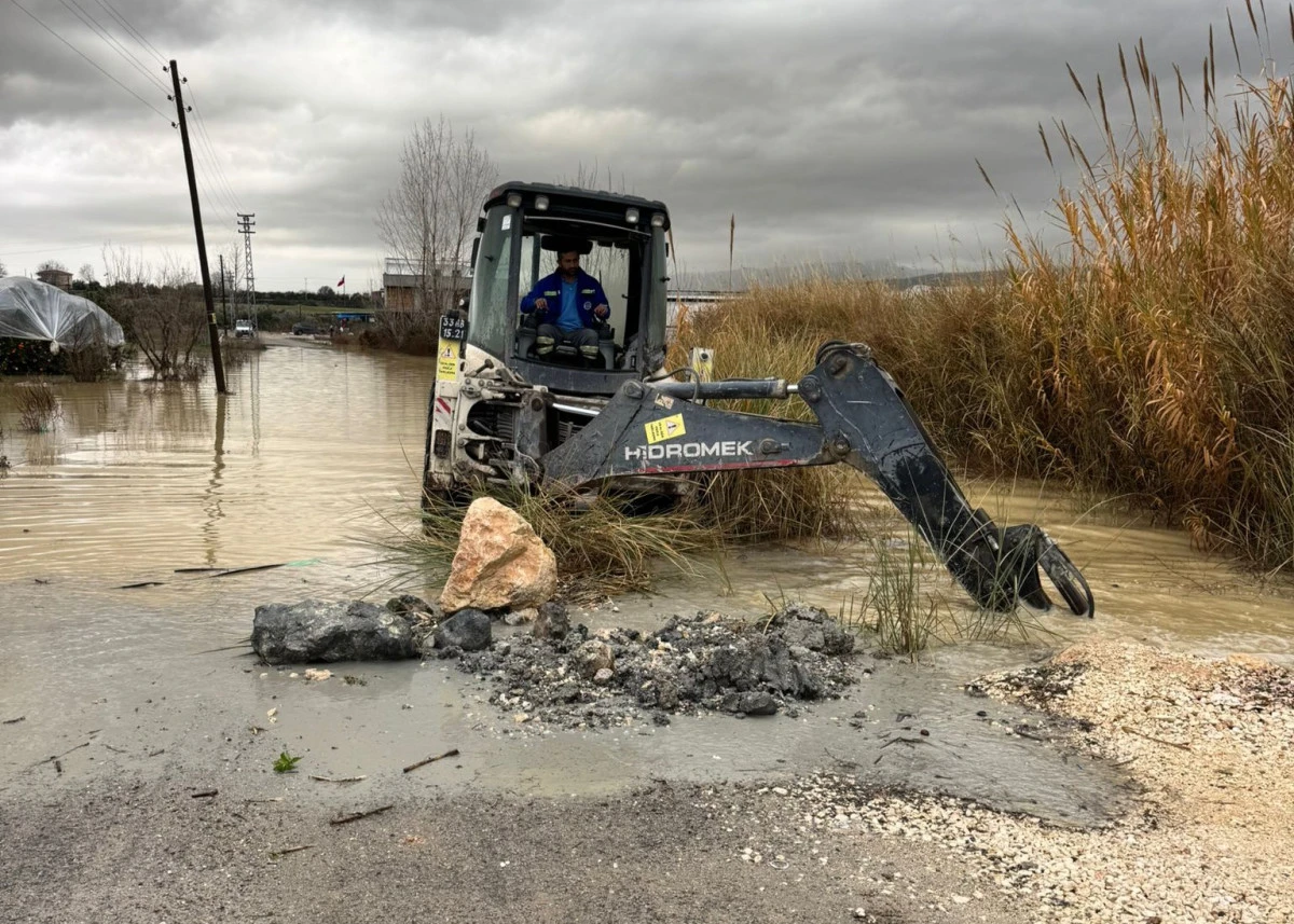 Akdeniz&rsquo;de Yağışlara Anında M&uuml;dahale