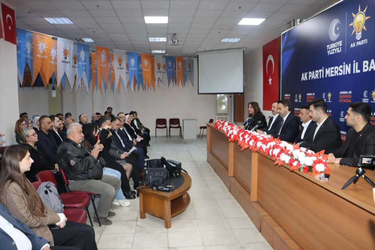 Aldemir: "Demokrasiye S&uuml;r&uuml;len O Lekeyi Unutturmayacağız"