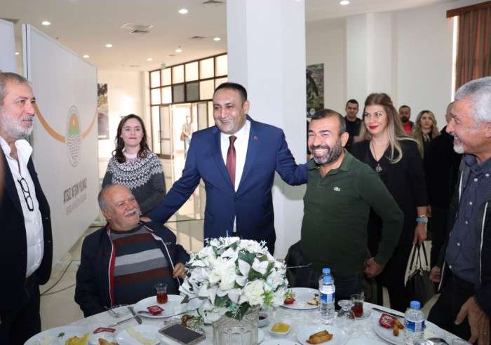 Başkan Yılmaz, 10 Ocak Çalışan Gazeteciler Günü’n Ükutladı 