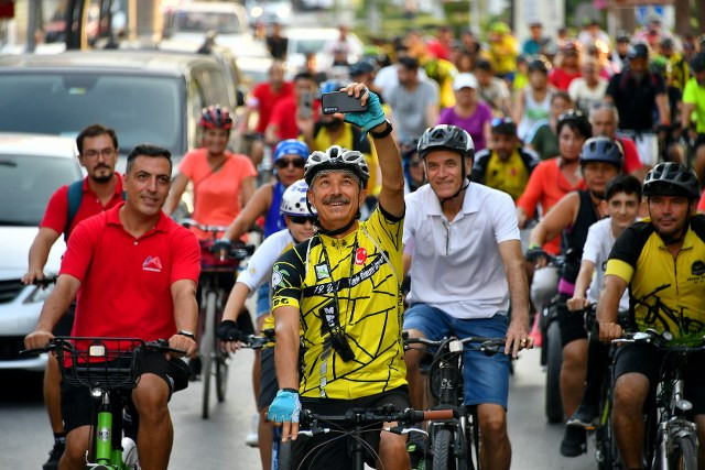 Büyükşehir Tarsus’ta Bisiklet Turu Düzenledi