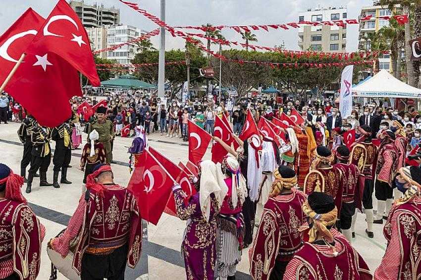B&uuml;y&uuml;kşehir&rsquo;den Hem Park A&ccedil;ılışı Hem De Renkli 23 Nisan Etkinliği