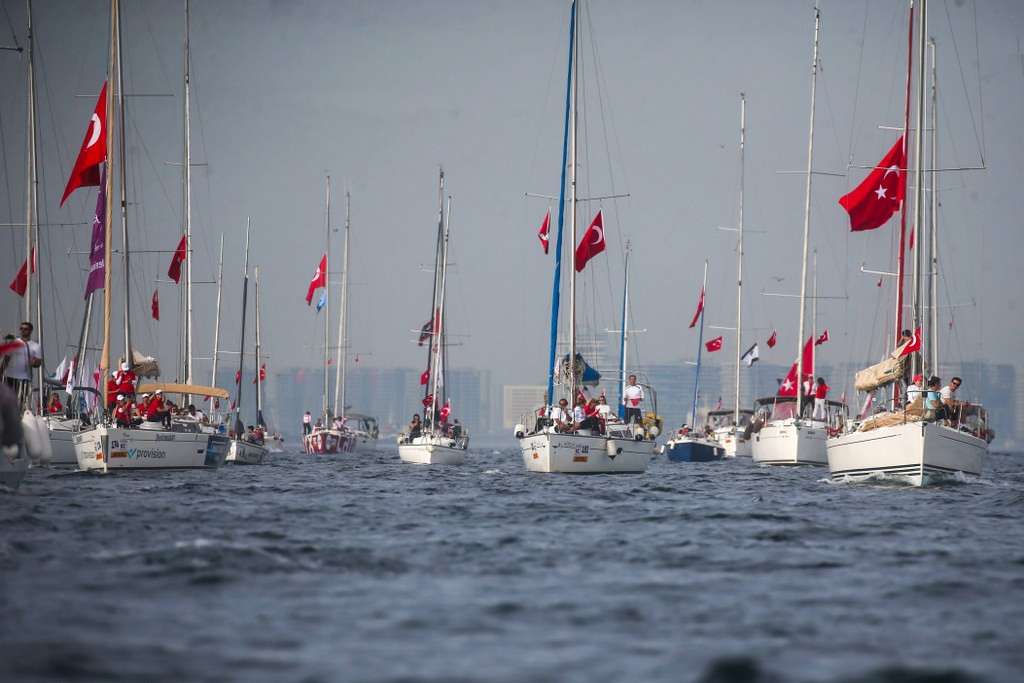 Denizanaları Mersin Yelken Takımı Yine Birinci Oldu