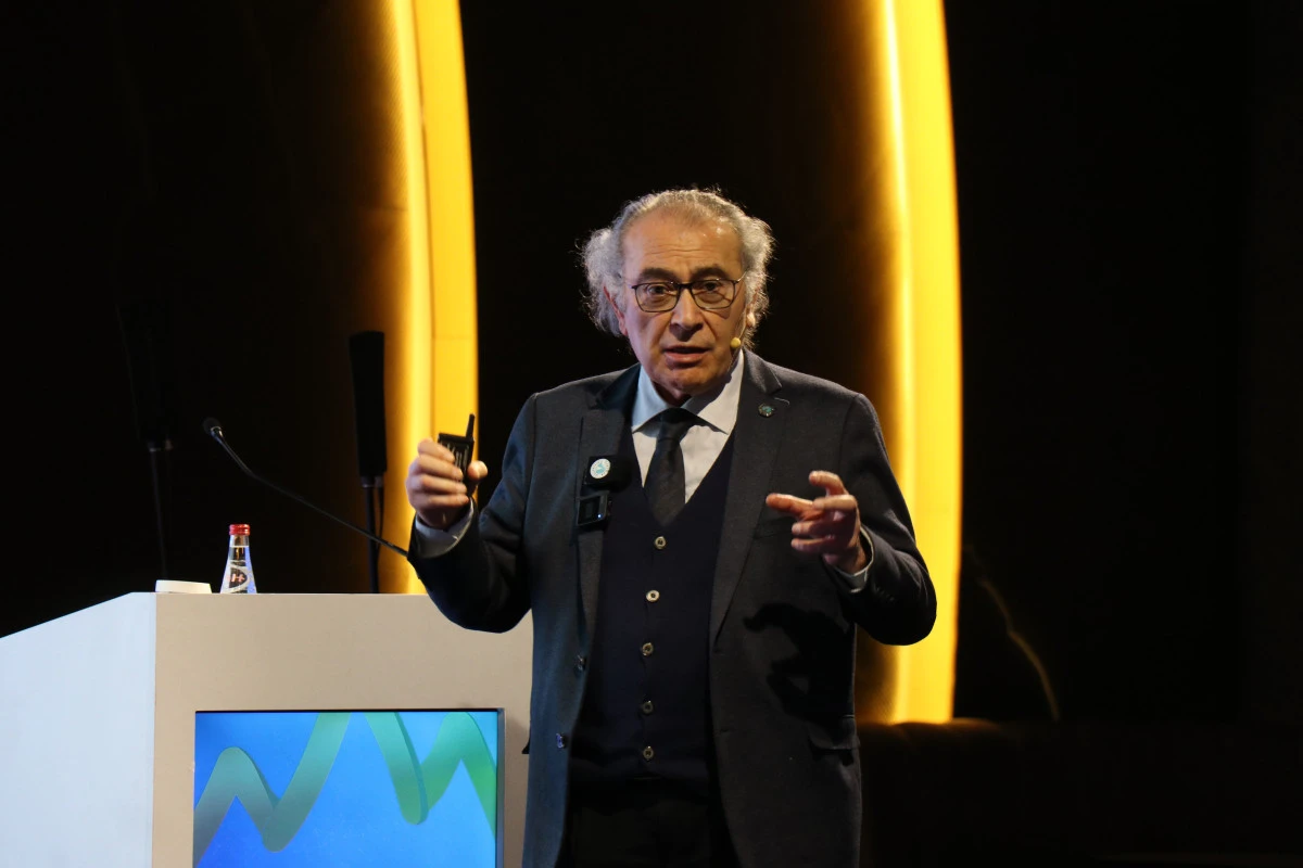 "İnsanın İ&ccedil;inde Narsisistik Bir Par&ccedil;a Var"