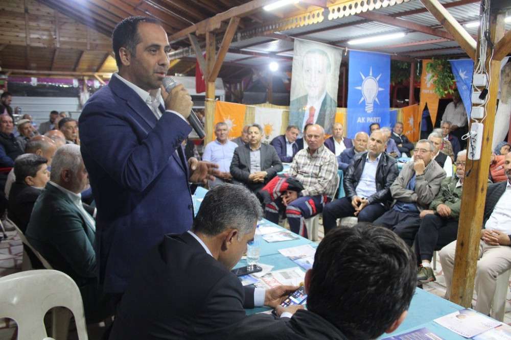 Kıratlı'nın Sohbet Toplantıları Mitinge Dönüştü