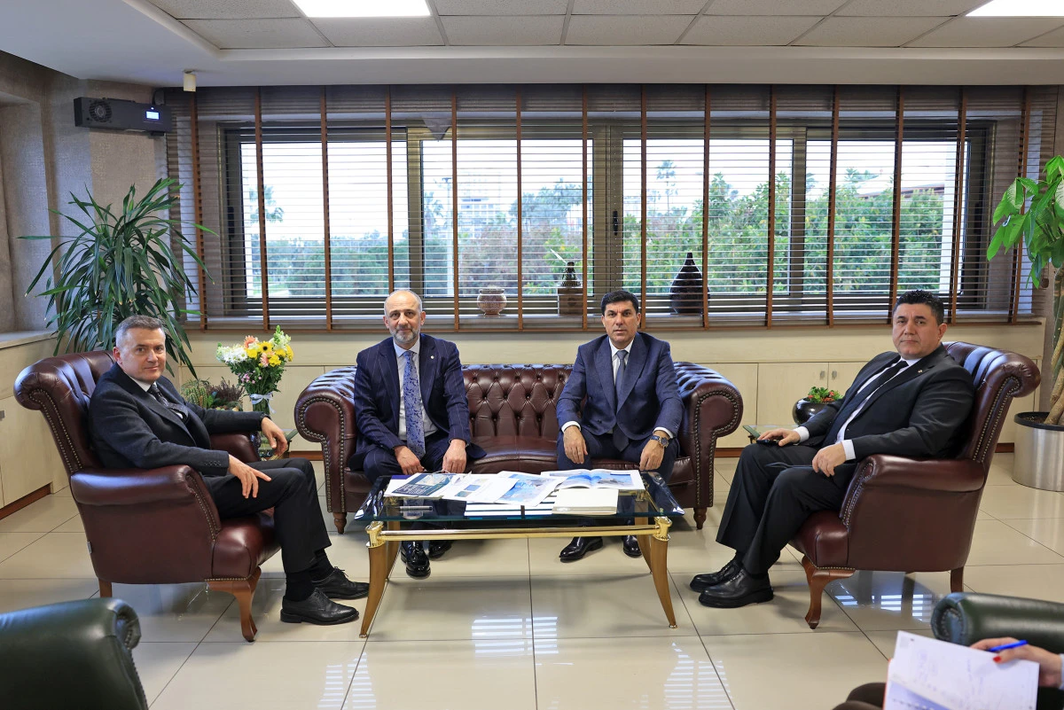 Mersin: G&uuml;venli Liman, Stratejik Koridor