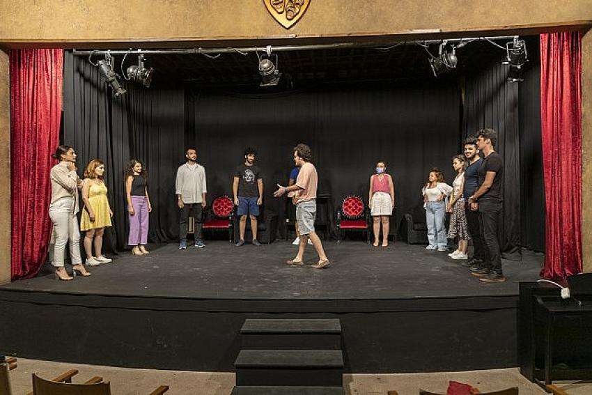 Mersin Büyükşehir’in Yaz Dönemi Tiyatro Kursları Başladı