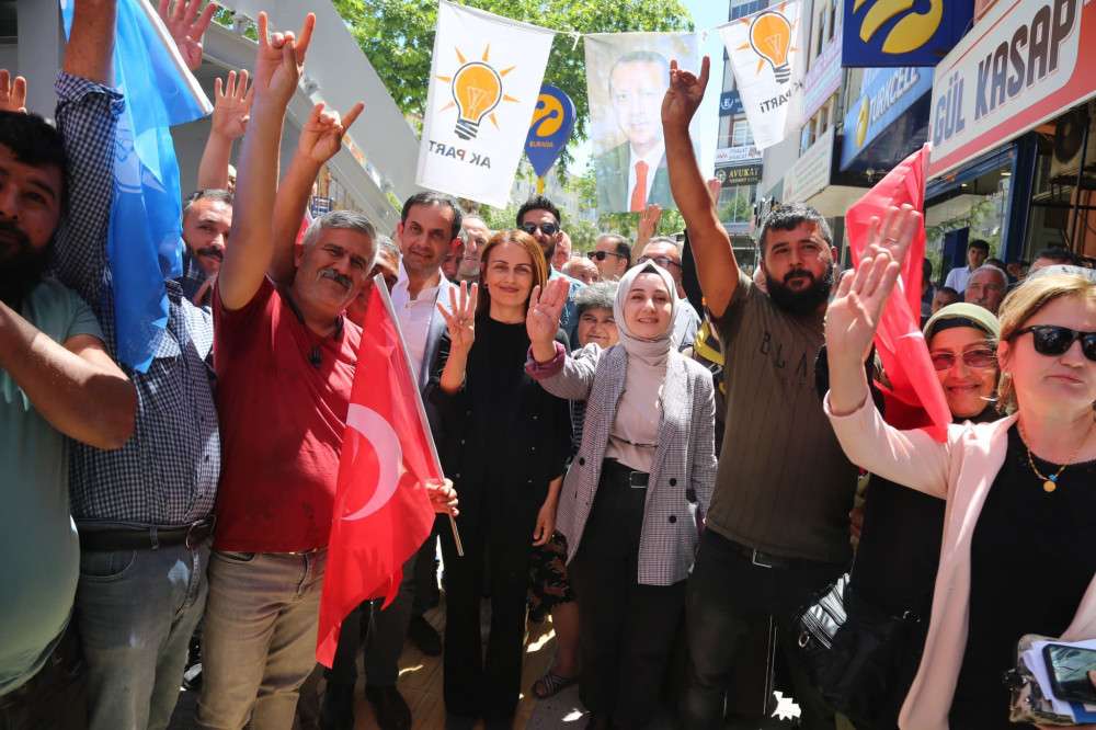 Milletvekili Adayı Söylemez’e Mut’ta Sevgi Seli