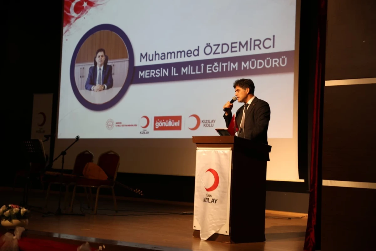 &Ouml;ğretmenler Kızılay G&ouml;n&uuml;ll&uuml;l&uuml;ğ&uuml; İ&ccedil;in Buluştu