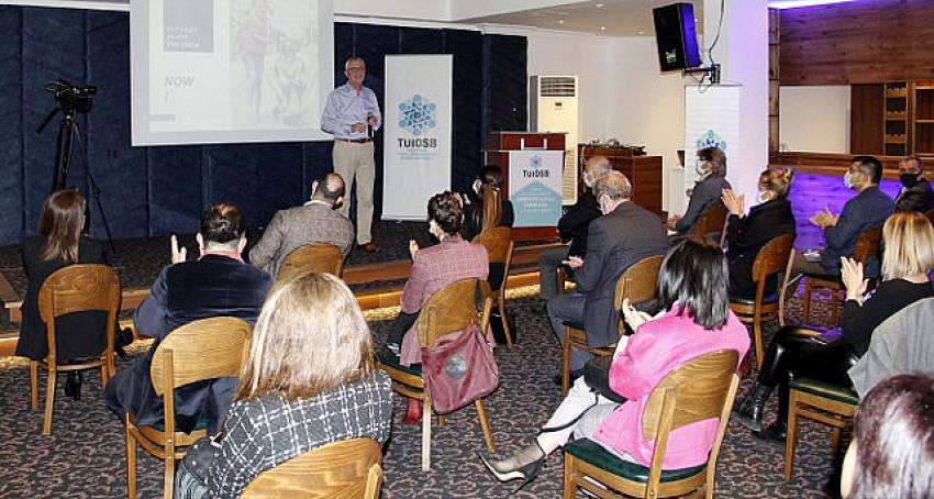 ‘Dijitalleşmeyi Sürdürülebilir Tarımsal Üretimle Harmanlamalıyız’